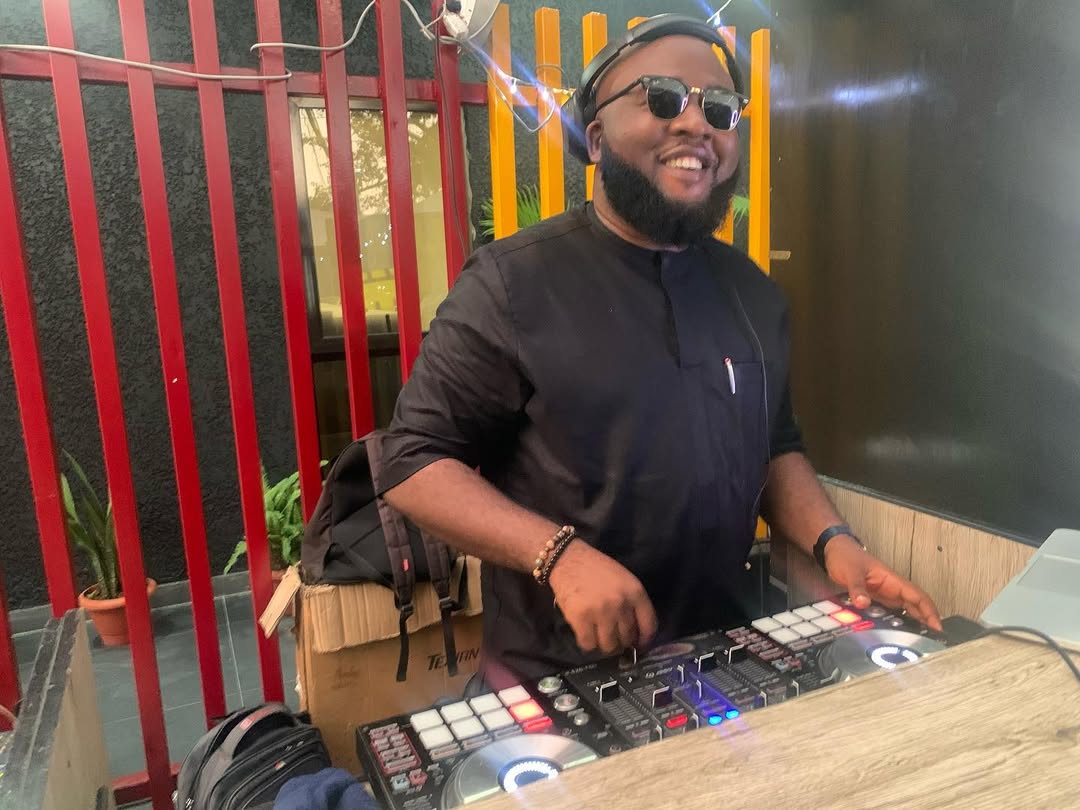 Energizing night beats